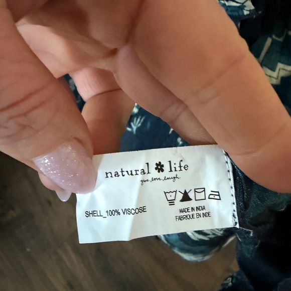 NATURAL LIFE Floral Maxi Dress in Teal and Cream - Picture 8 of 10